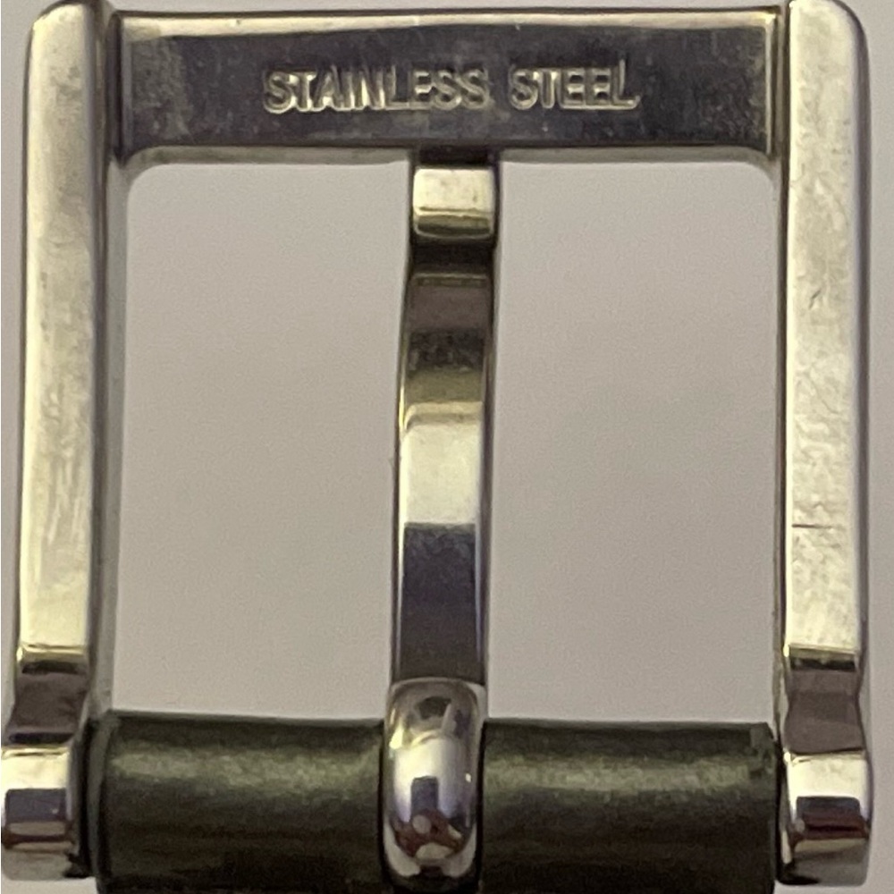 DKNY Women’s watch with silver case. Mother of Pearl dial. - Picture 6 of 7